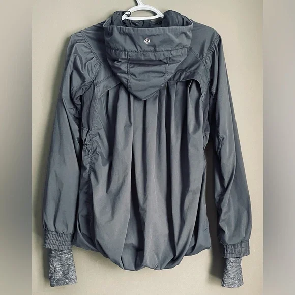 Rare Lululemon Resolution Jacket - Picture 3 of 7